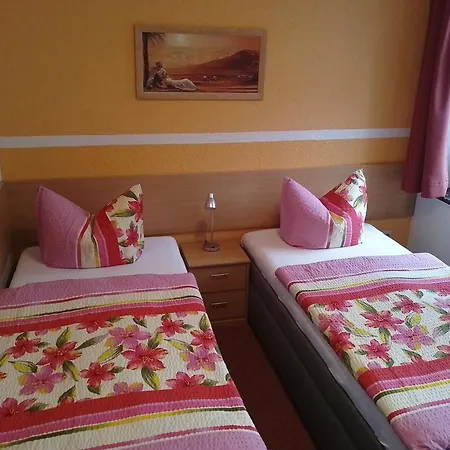 Tiffany Guest house *